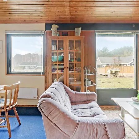 度假居 Amazing In Rdby With Kitchen *